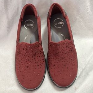 BZEES “Ruby Red Slippers” Poppyseed Slip-On Size 6M Washable
